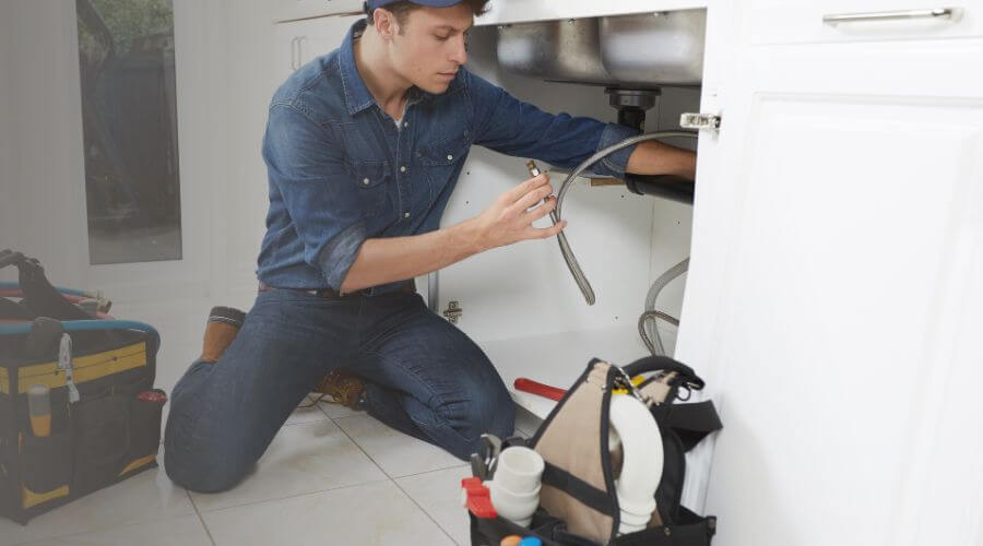 Local tankless water heater installation in Perry, IL